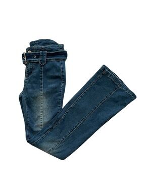 SHEIN Dark Blue Flare Jeans w/ Stretch. Size 26.